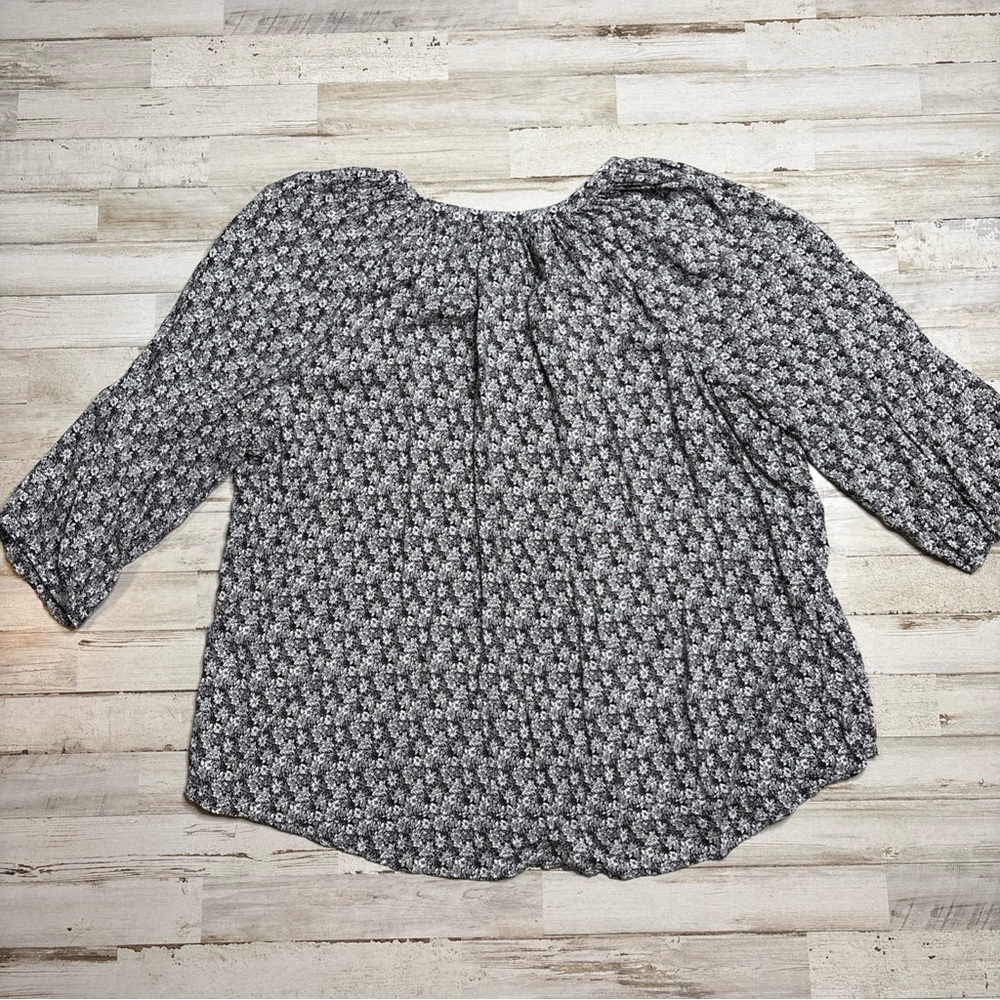 Jones & Co New York 2X Womens Black White Floral 3/4 Sleeve Popover Blouse - Picture 13 of 15